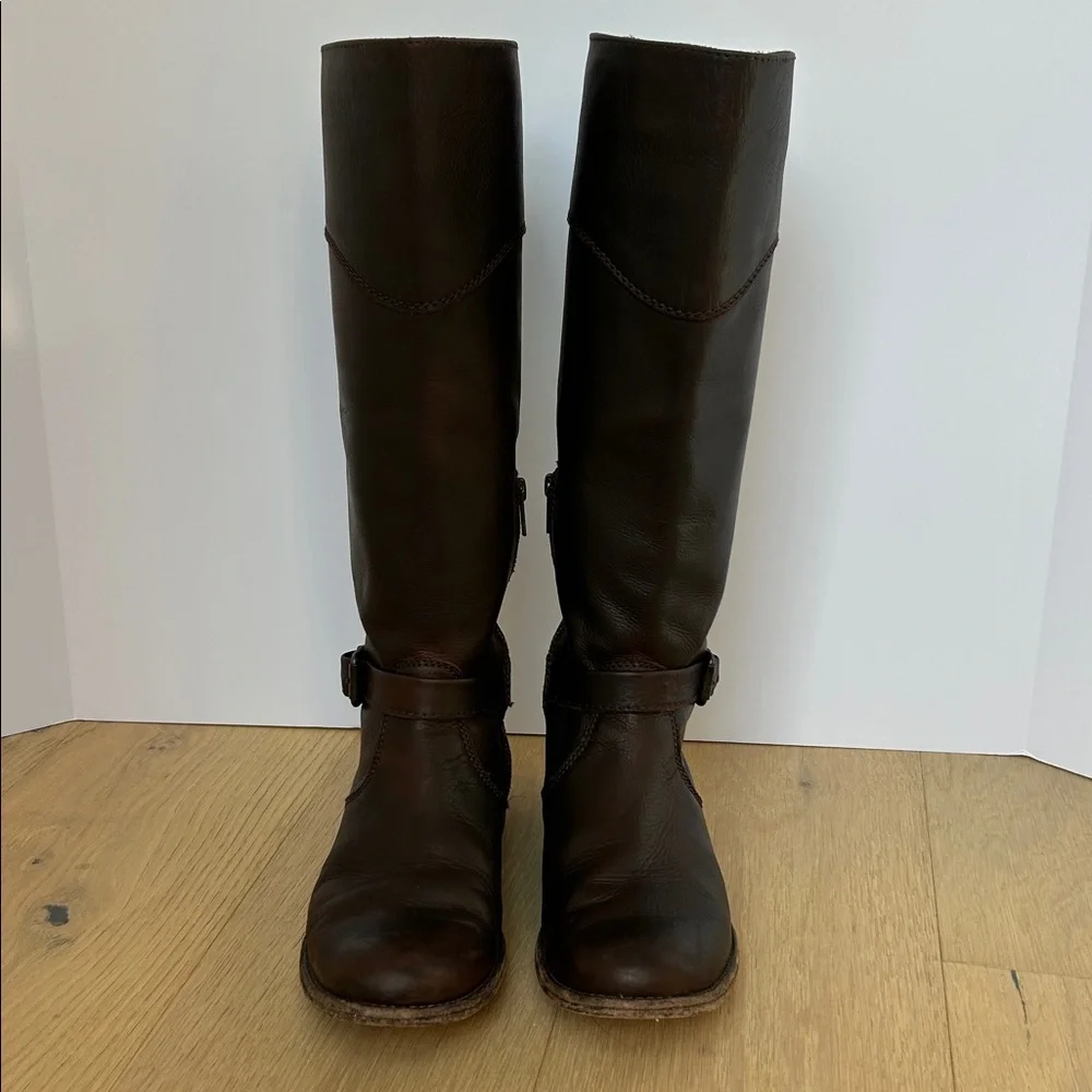Frye women’s Dark Brown Phillip Riding Boot